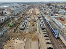 Łapy - budowa peronów i tuneli pod torami fot Paweł Mieszkowski PKP Polskie Linie Kolejowe SA