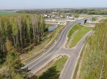 Dąbrowa-Kity - wiadukt nad torami widok na przebudowany układ drogowy fot Paweł Mieszkowski PKP Polskie Linie Kolejowe SA