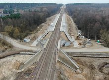 Klepacze - widok na most kolejowy i przystanek fot Paweł Mieszkowski PKP Polskie Linie Kolejowe SA