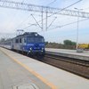 Czyżew pociąg przy peronie. fot. A. Kupińska PKP Polskie Linie Kolejowe SA